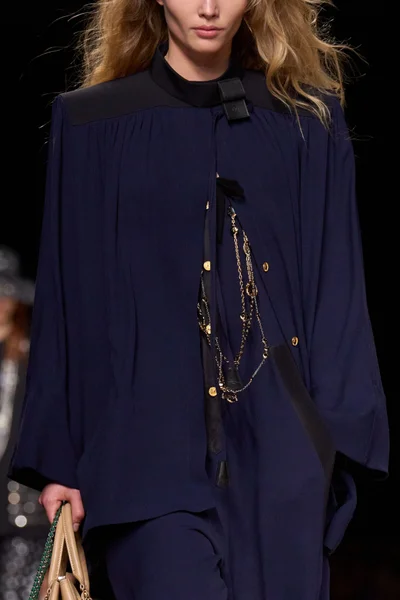 Look 73